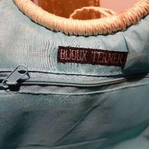 STRAW SPRING/SUMMER TOTE pre-owned/GORGEOUS - Picture 5 of 7